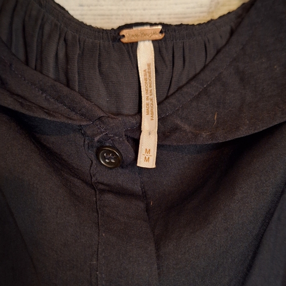 Free People Off‎ The Shoulders Top - Picture 3 of 4